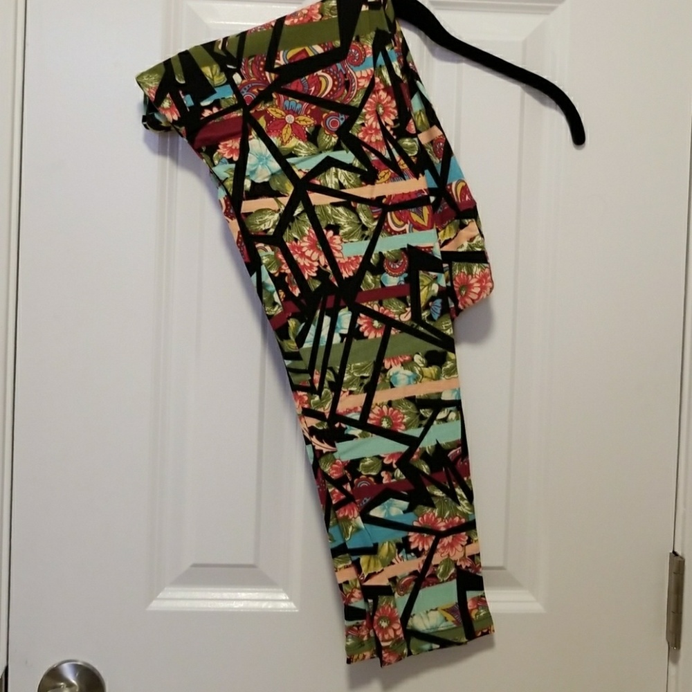 LuLaRoe TC Leggings